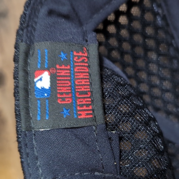 New Era Cleveland Indians Genuine Merchandise Textured Mesh Snap Back In Black - Picture 8 of 10